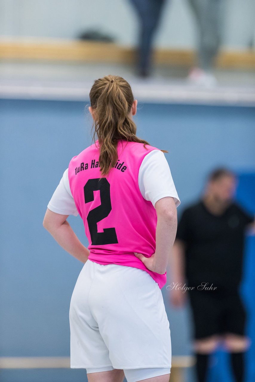 Bild 438 - F Loewinnen Hallen Cup